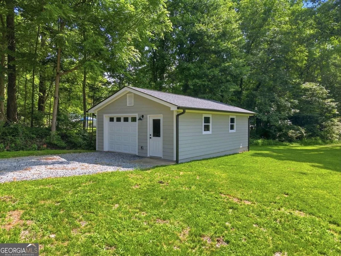 Photo of 1528 New Light Road