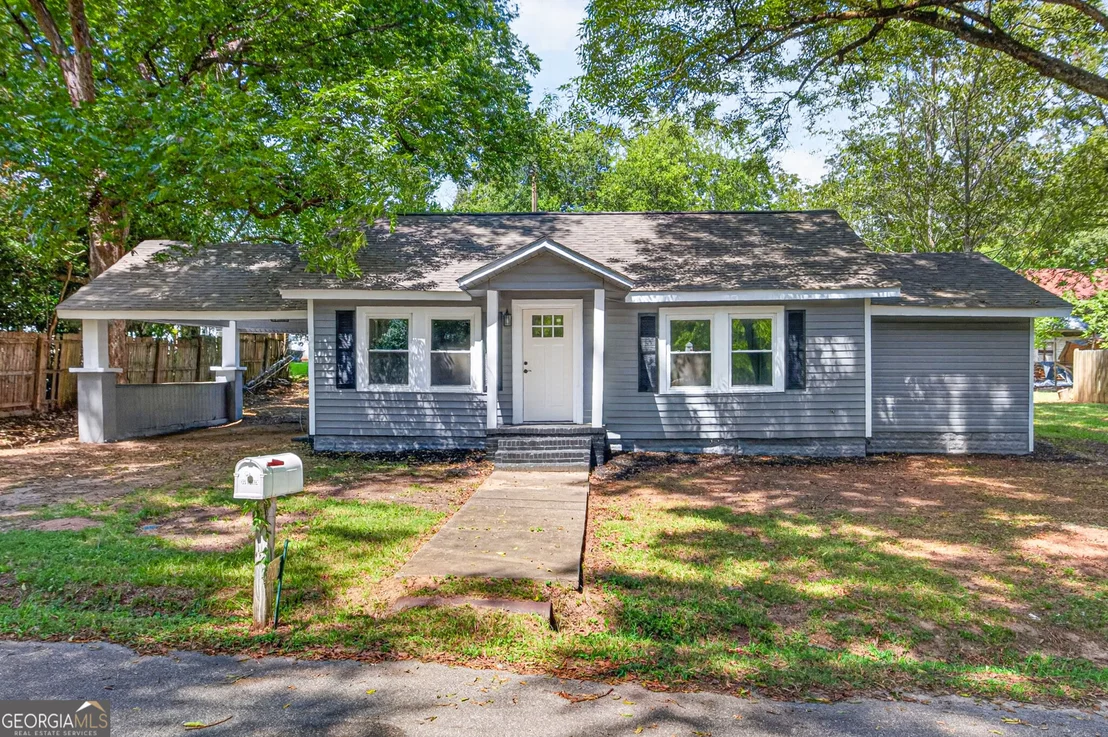 Photo of 205 Elm Street