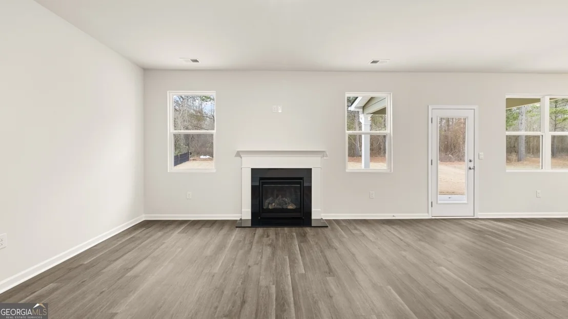 Photo of 497 Abbott Road