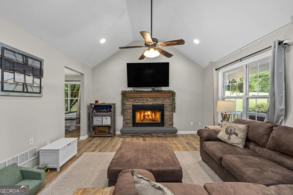Photo of 309 Calusa Place