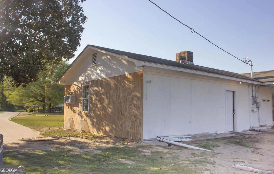 Photo of 695 Jasmine Drive