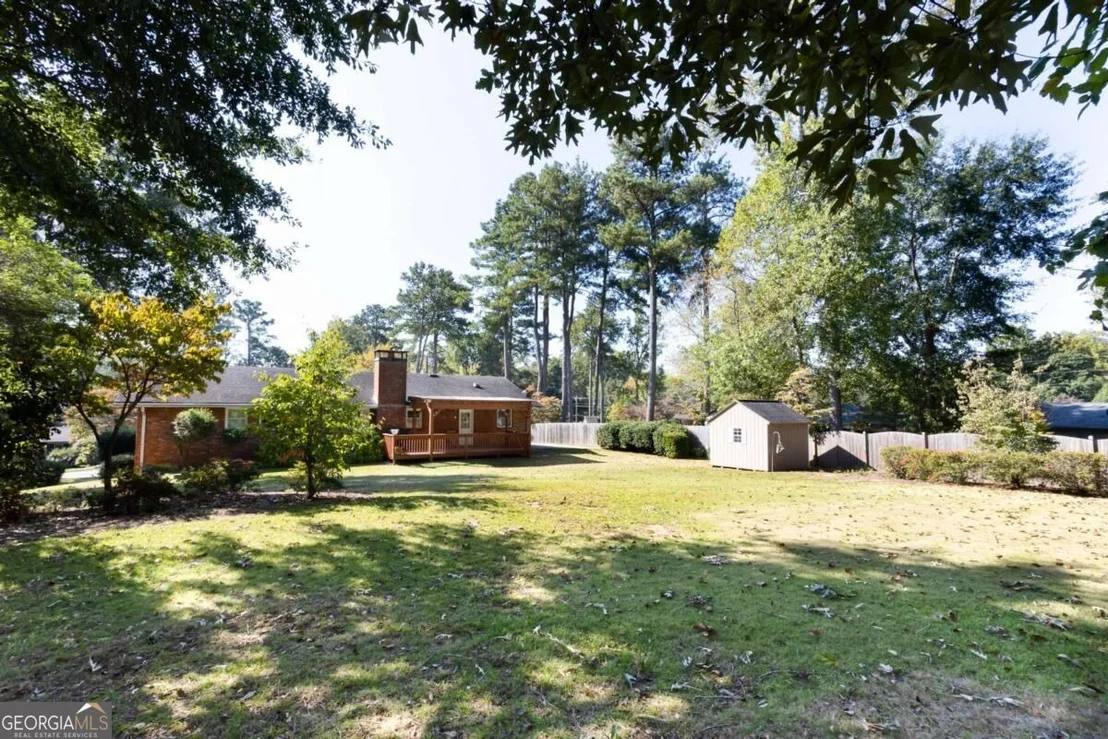 Photo of 461 Highview Drive SE