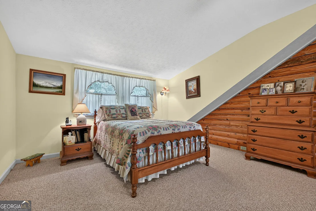 Photo of 7233 Shakerag Road