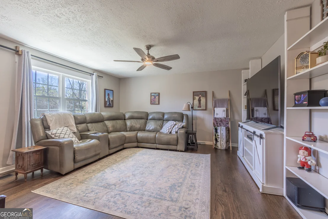 Photo of 5630 County Road 13