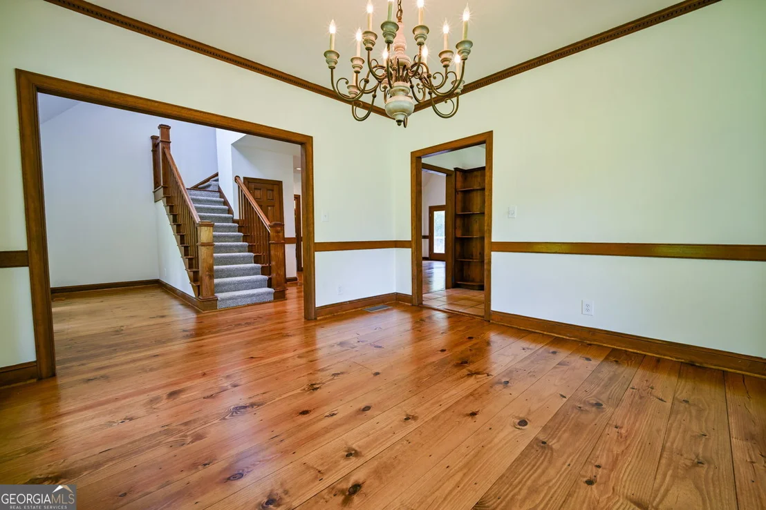 Photo of 160 River Lane