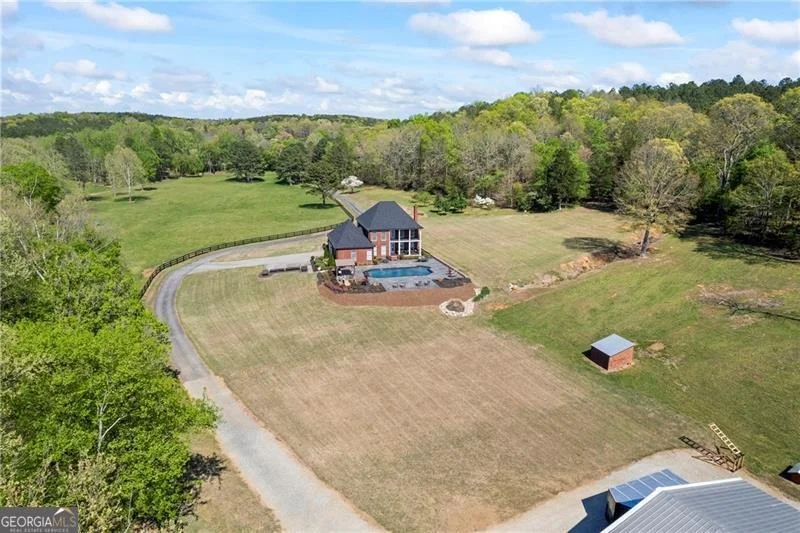 Photo of 175 Tom Jones Road