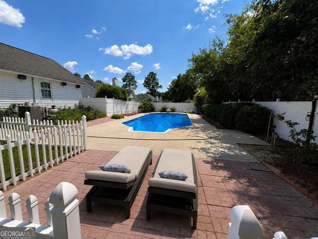 Photo of 135 Westchester Circle
