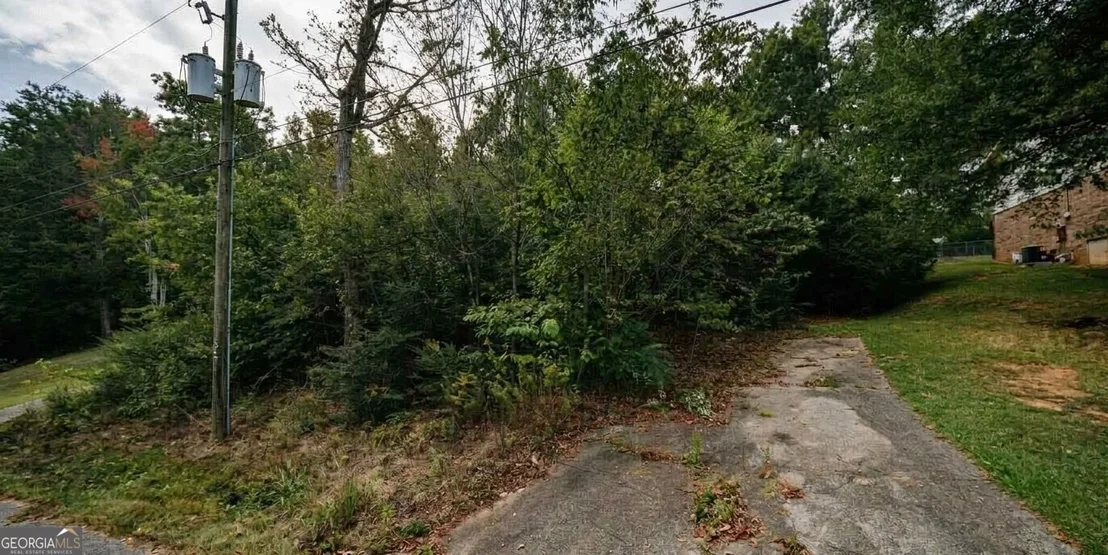Photo of 321 Hubbard Circle