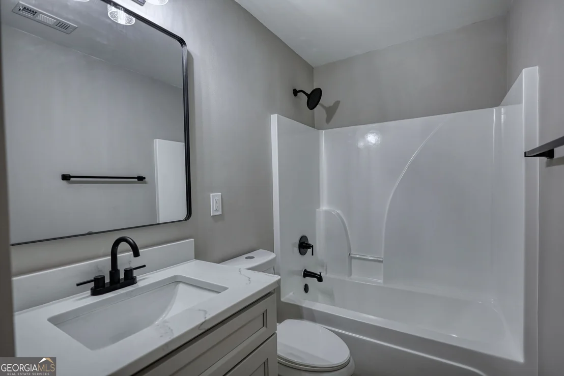 Photo of 854 Hawk Creek Trail