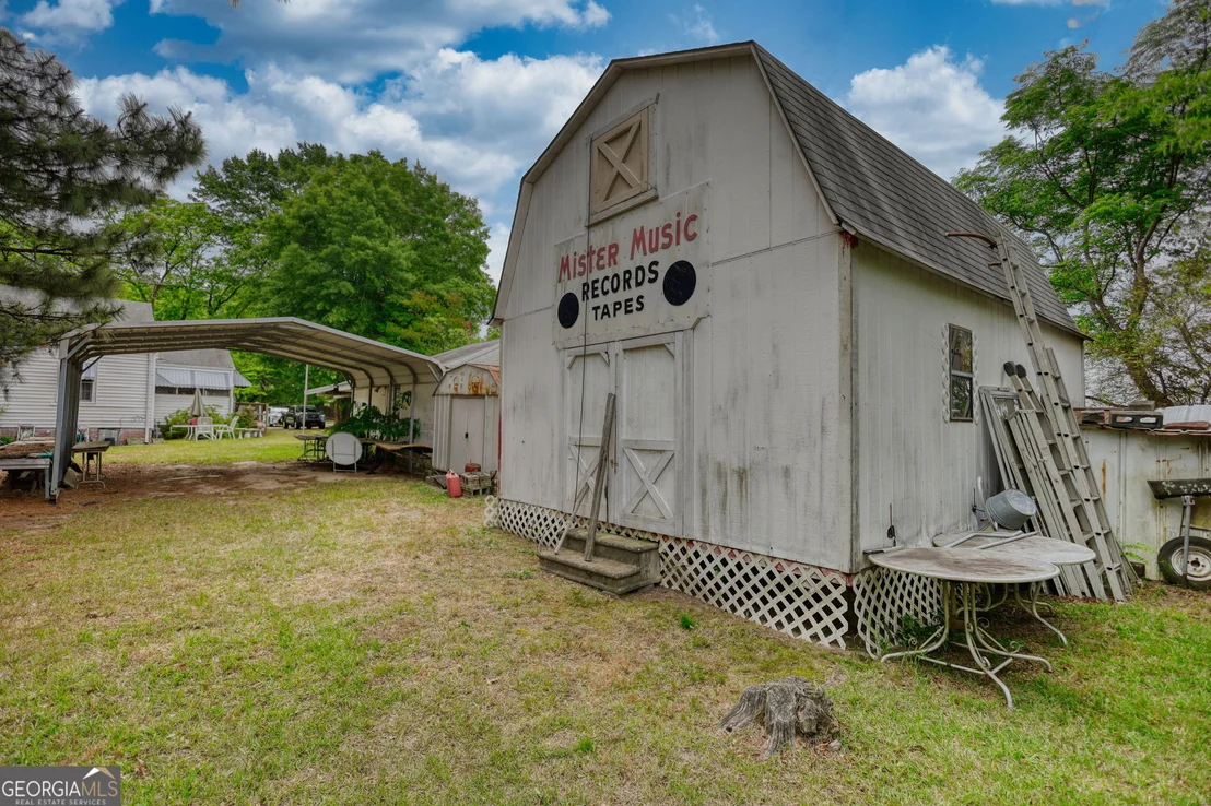 Photo of 982 Highland Circle SE