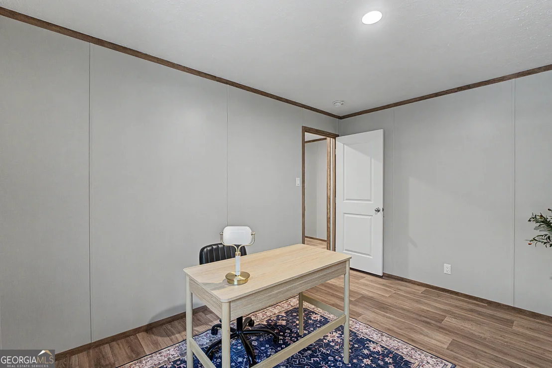 Photo of 1228 Hatcher Drive NE