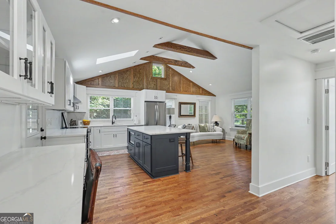 Photo of 5093 Wolffork Road
