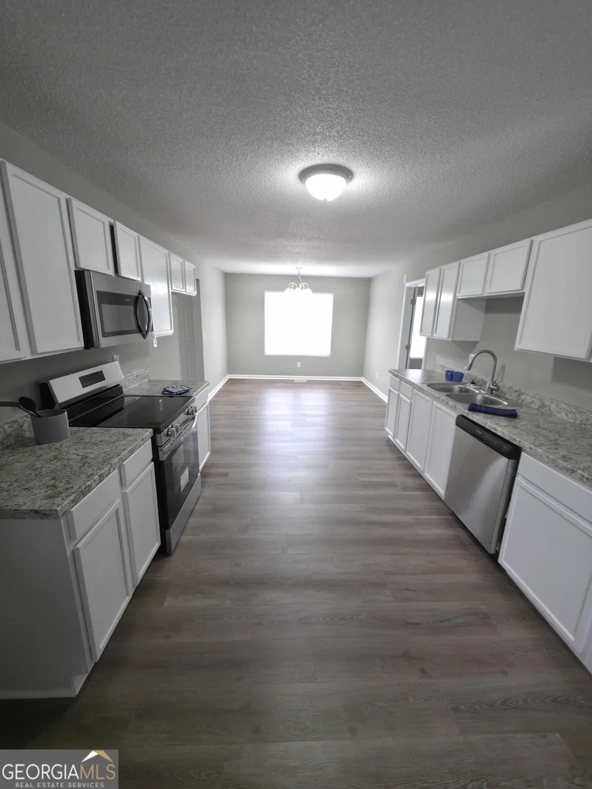 Photo of 274 Chesterton Drive