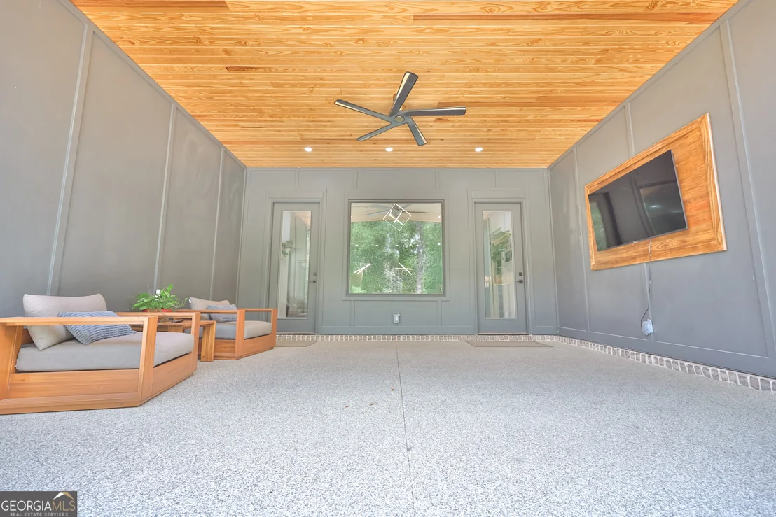 Photo of 6034 Turkey Oak Road