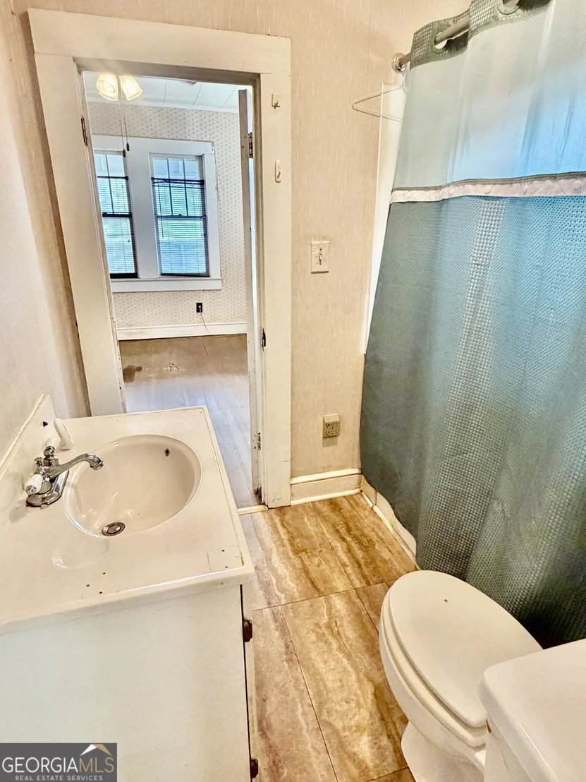 Photo of 1549 Greenfield