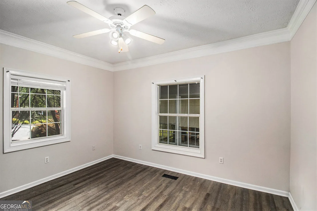 Photo of 96 Pointe View Court