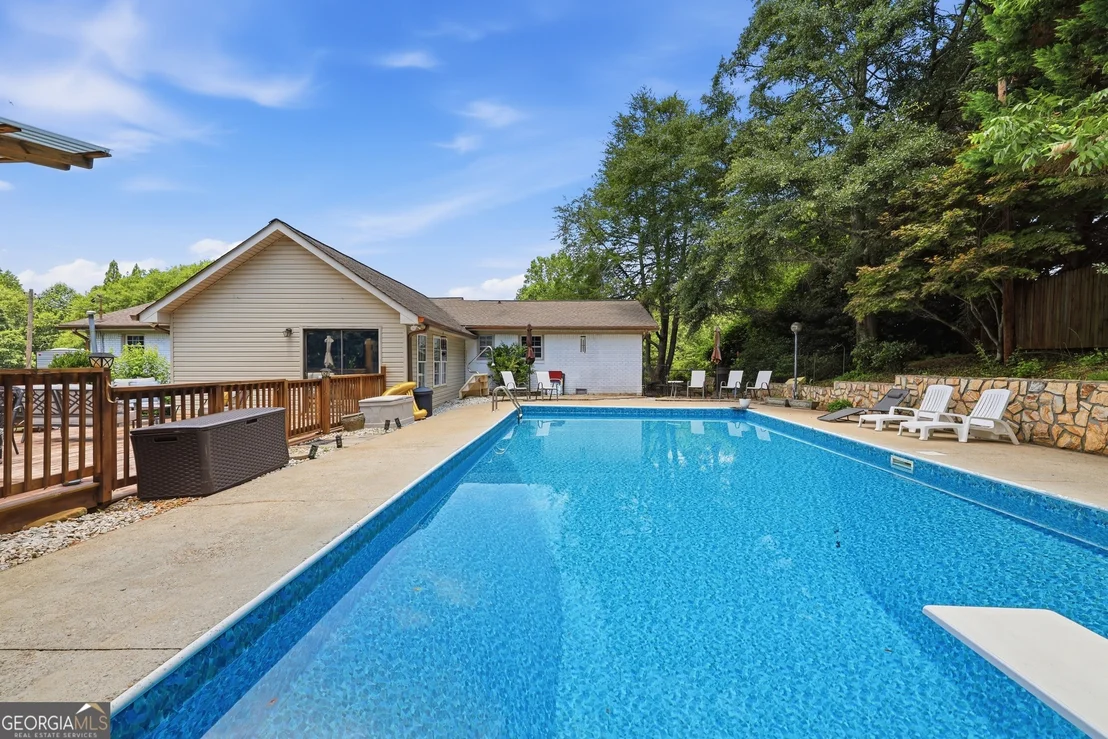 Photo of 125 Windsor Drive