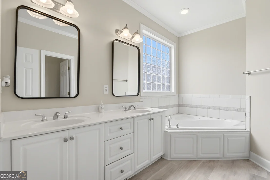 Photo of 3707 Pavilion Drive