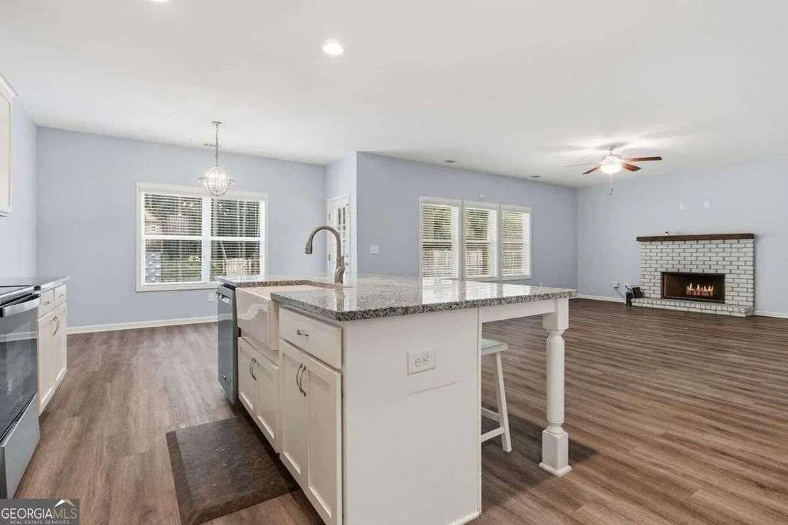 Photo of 6535 River Station Drive