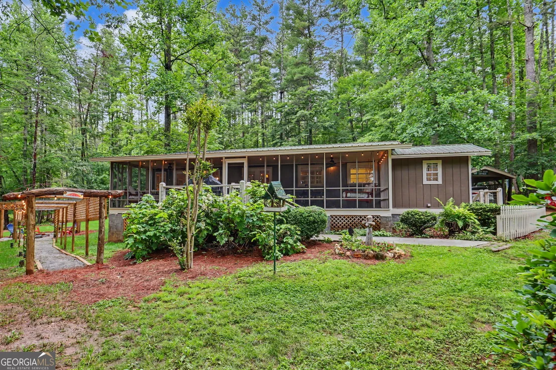 Photo of 5637 Murray Cove Road