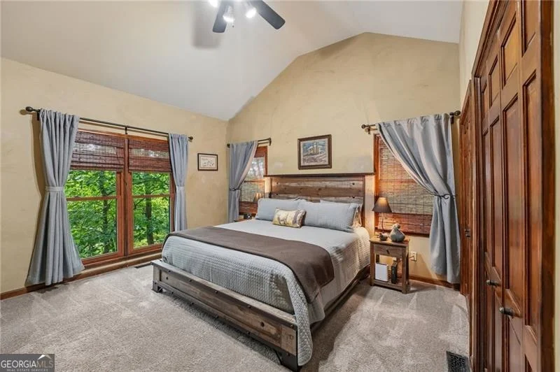 Photo of 1482 Valley View Drive