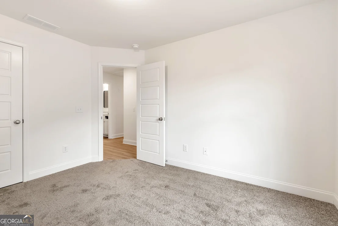 Photo of Unit LOT17 at 39 Inman Park