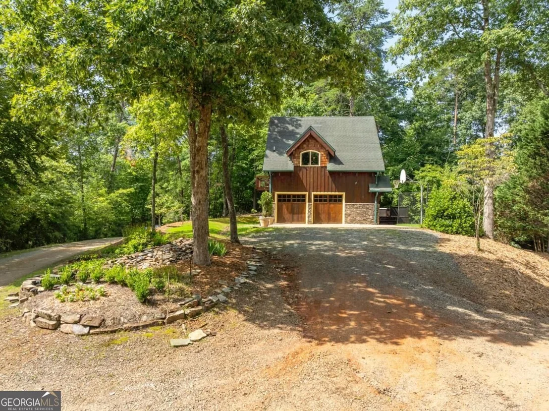 Photo of 83 Riverview Circle