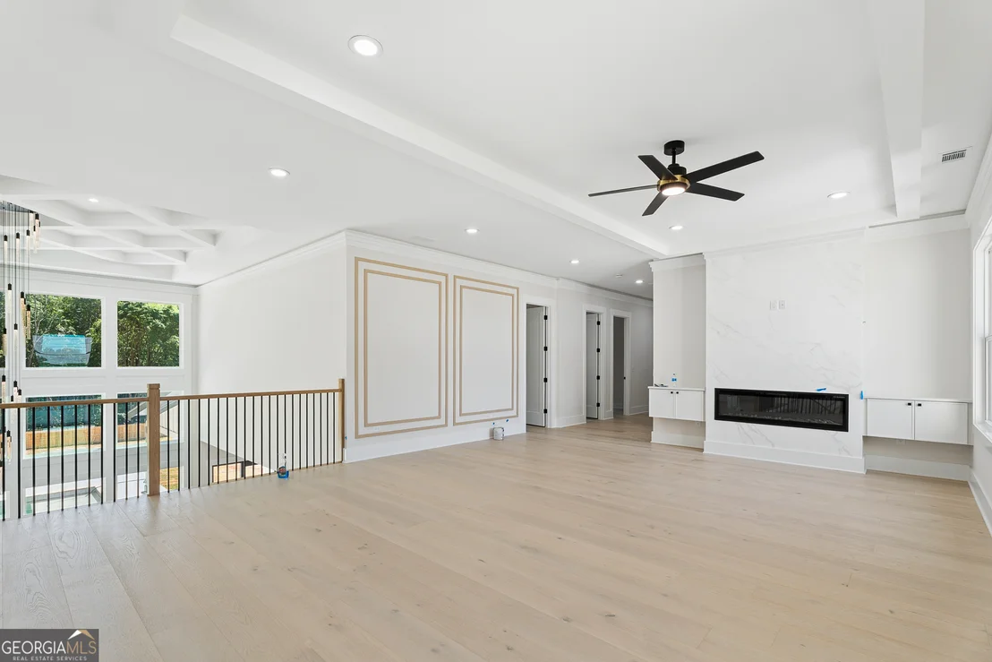 Photo of 1035 Auburn Road
