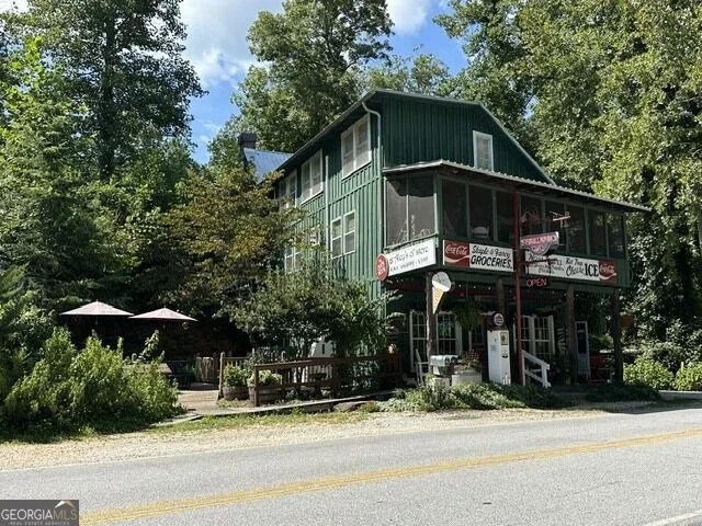 Photo of 290 Bear Cave Trail