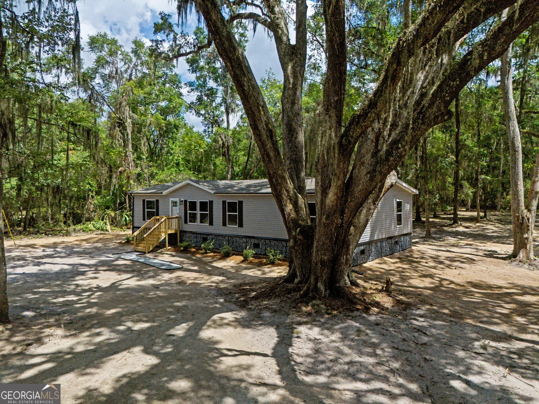 Photo of 1228 Hatcher Drive NE