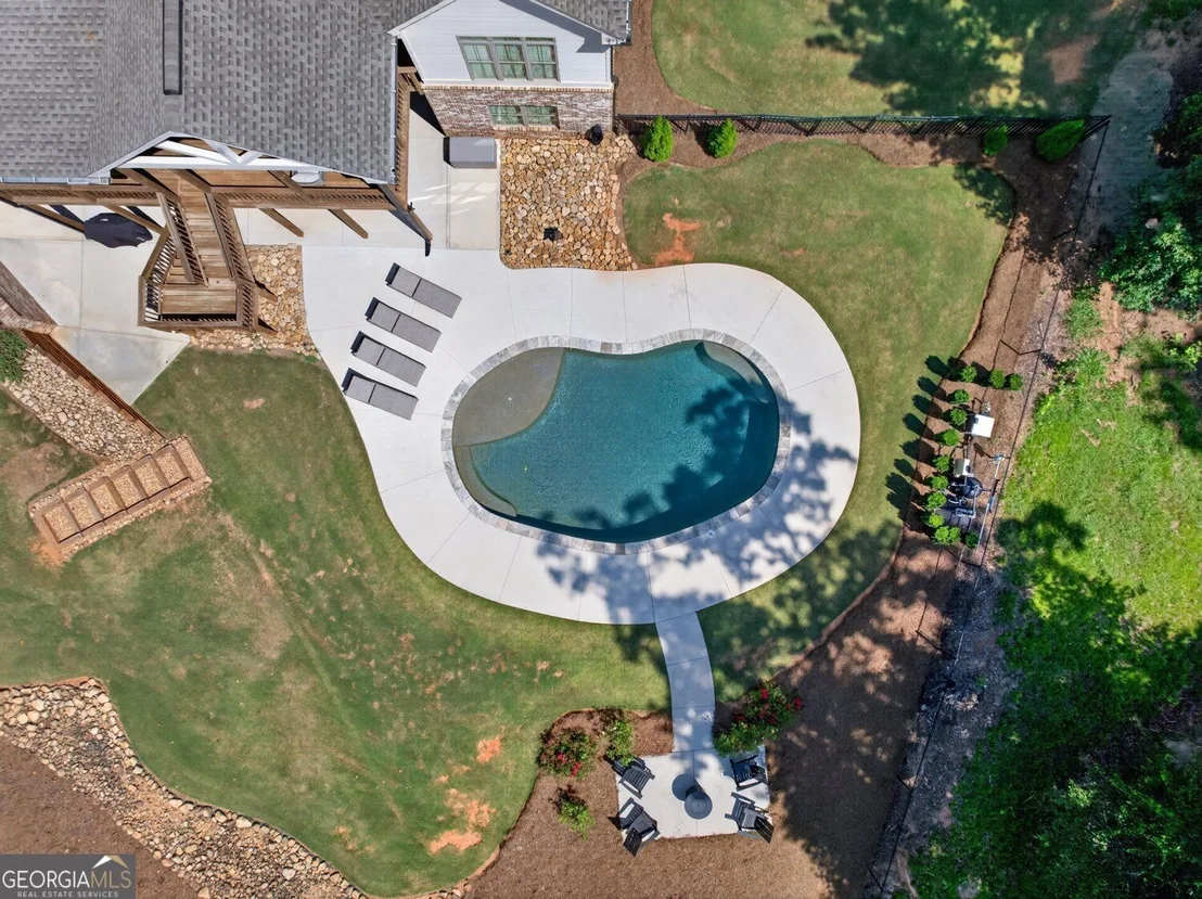Photo of 417 Fox Valley Drive
