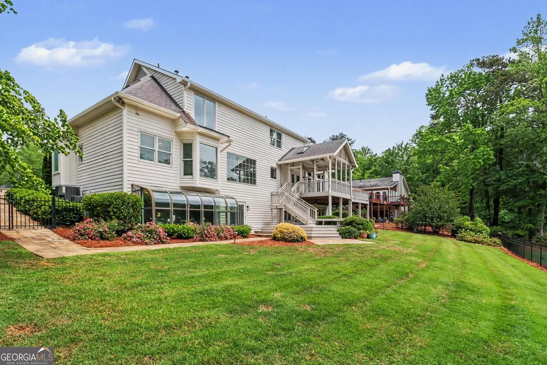 Photo of 8895 Willowbrae Lane