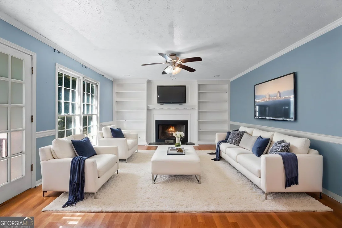Photo of 2575 Fairview Lane