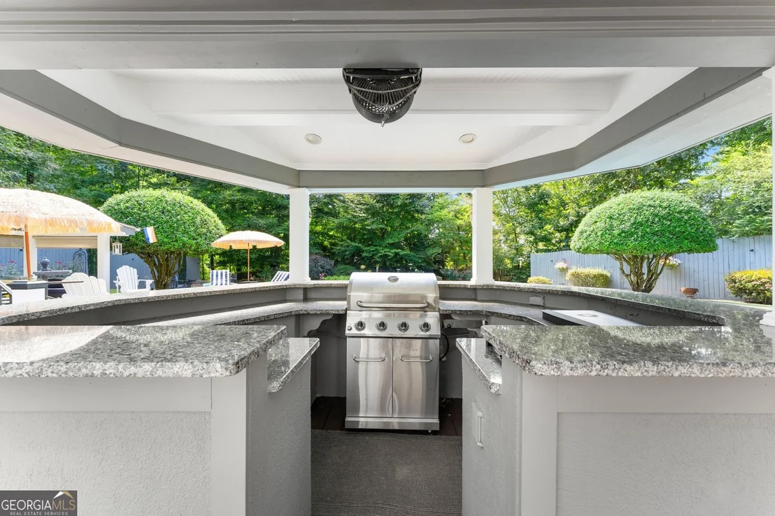 Photo of 5725 Ash Drive
