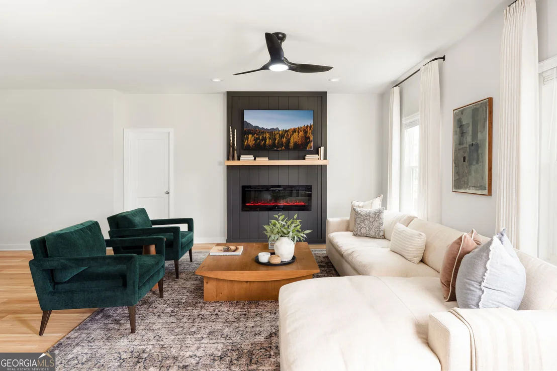 Photo of 286 Crabapple Road