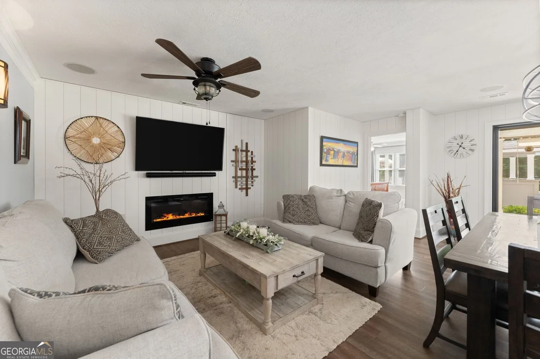 Photo of 5725 Ash Drive