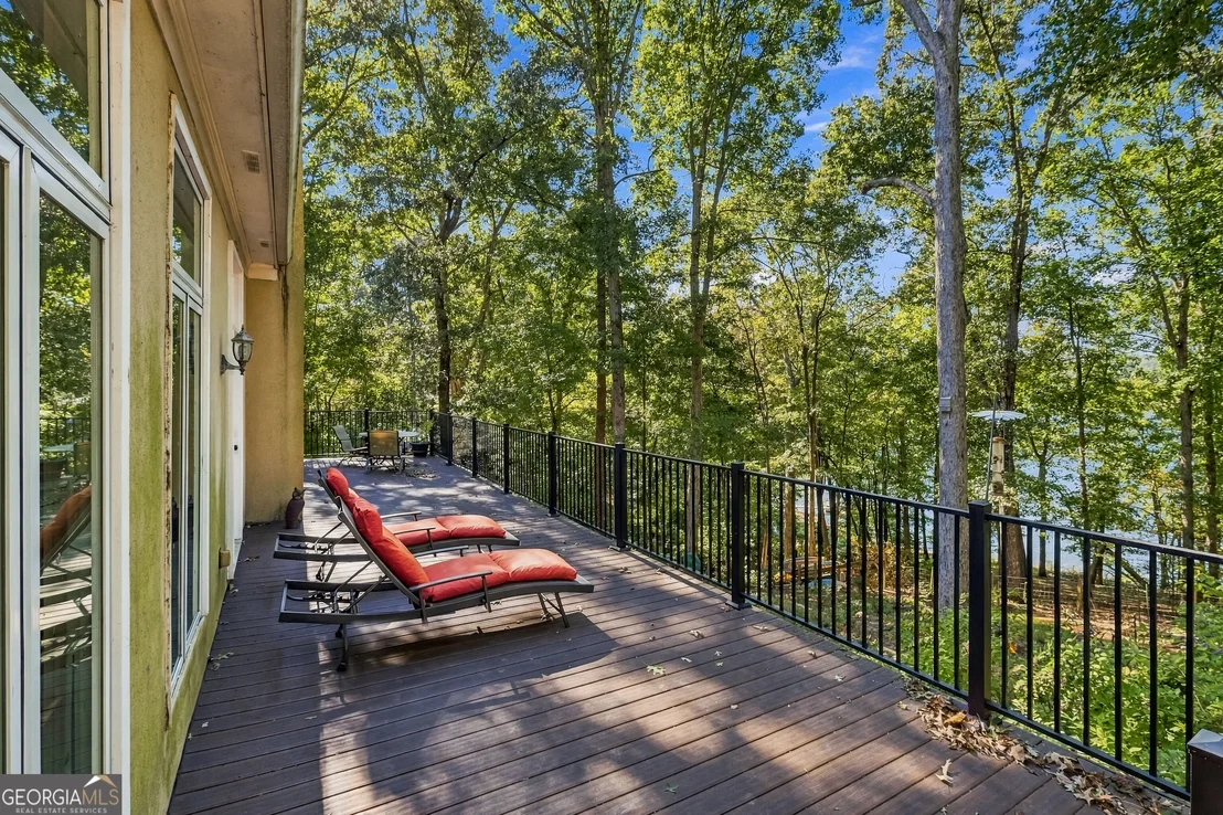 Photo of 3601 Lakeview Drive