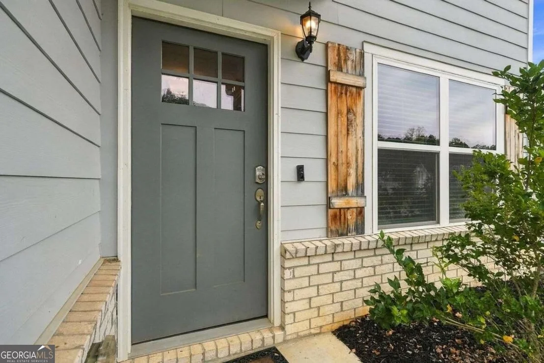 Photo of 6535 River Station Drive