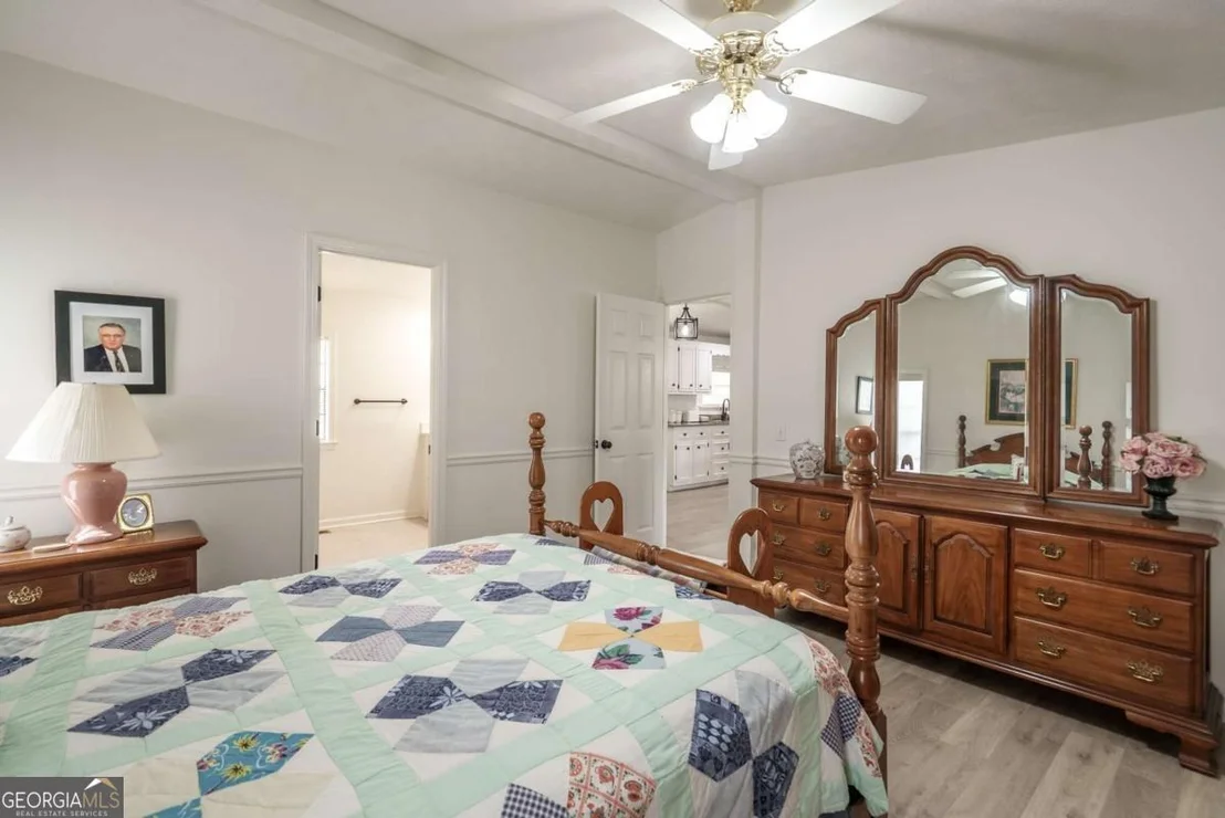 Photo of 1180 Green Briar Drive