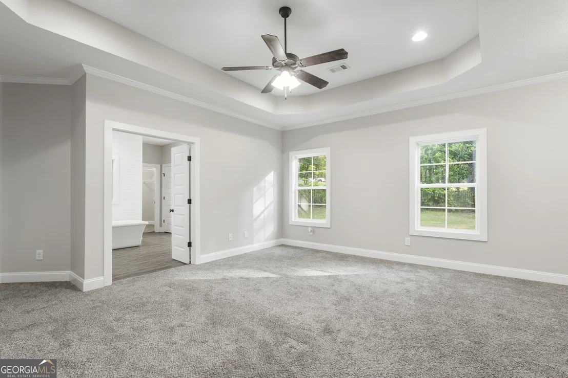 Photo of 122 Lee Road 2121