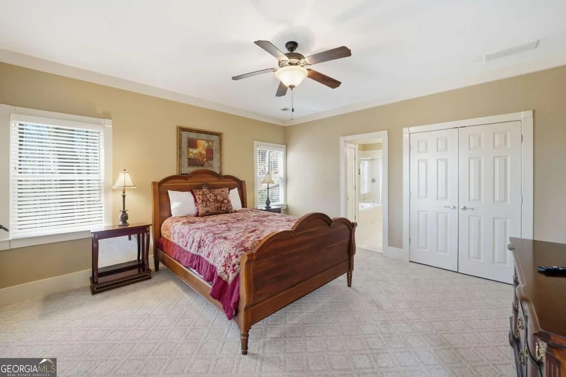 Photo of 425 Sanderlin Mountain Drive