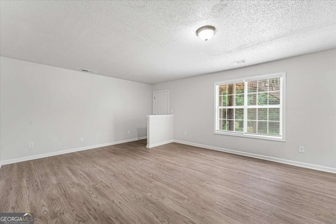 Photo of 1312 Vine Circle