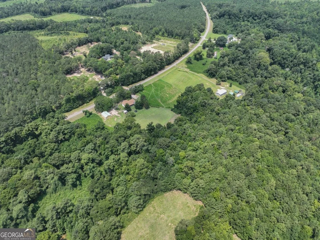 Photo of 3060 Centerville Road