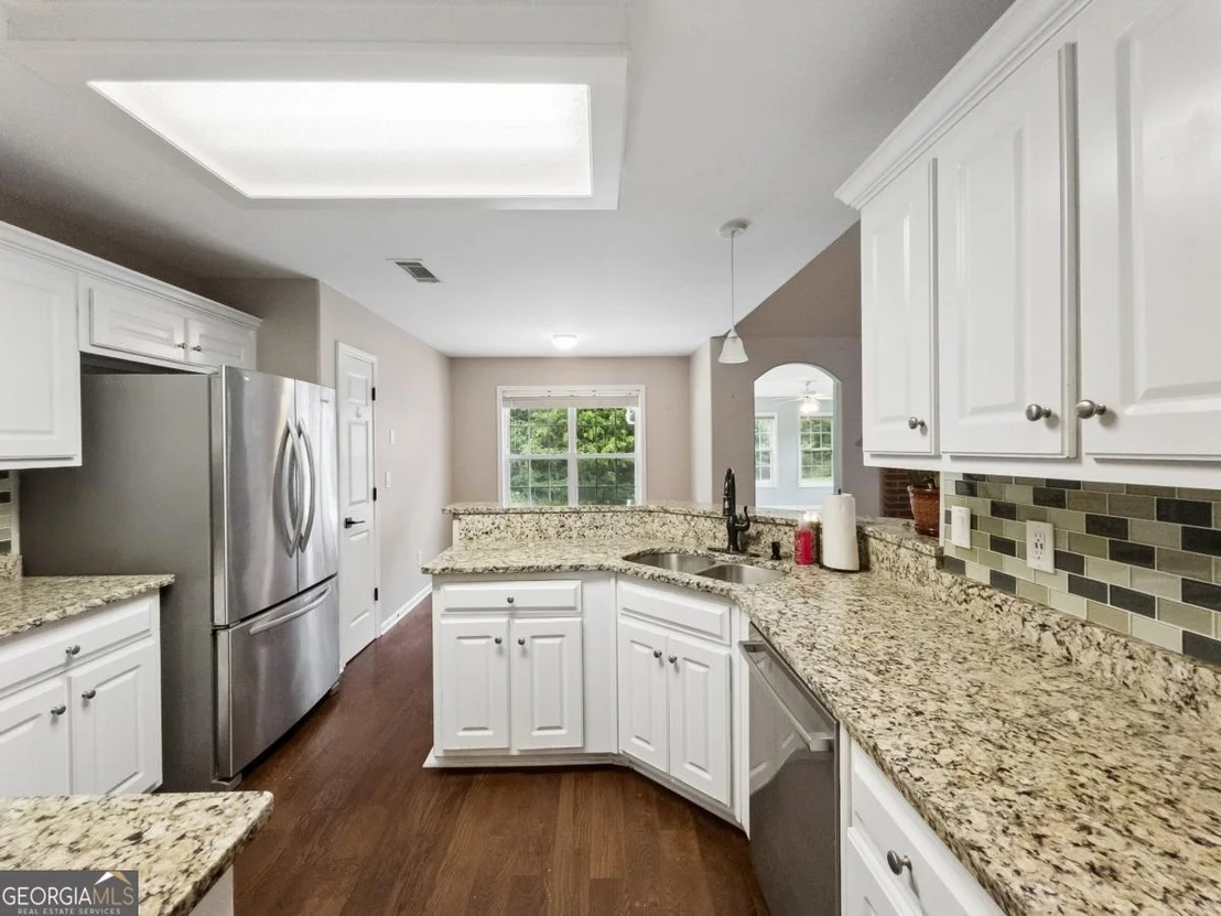 Photo of 210 Lexington Circle