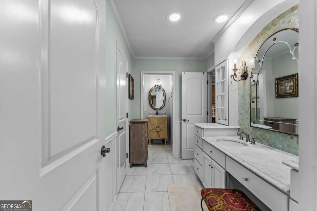 Photo of 118 Pineneedle Road