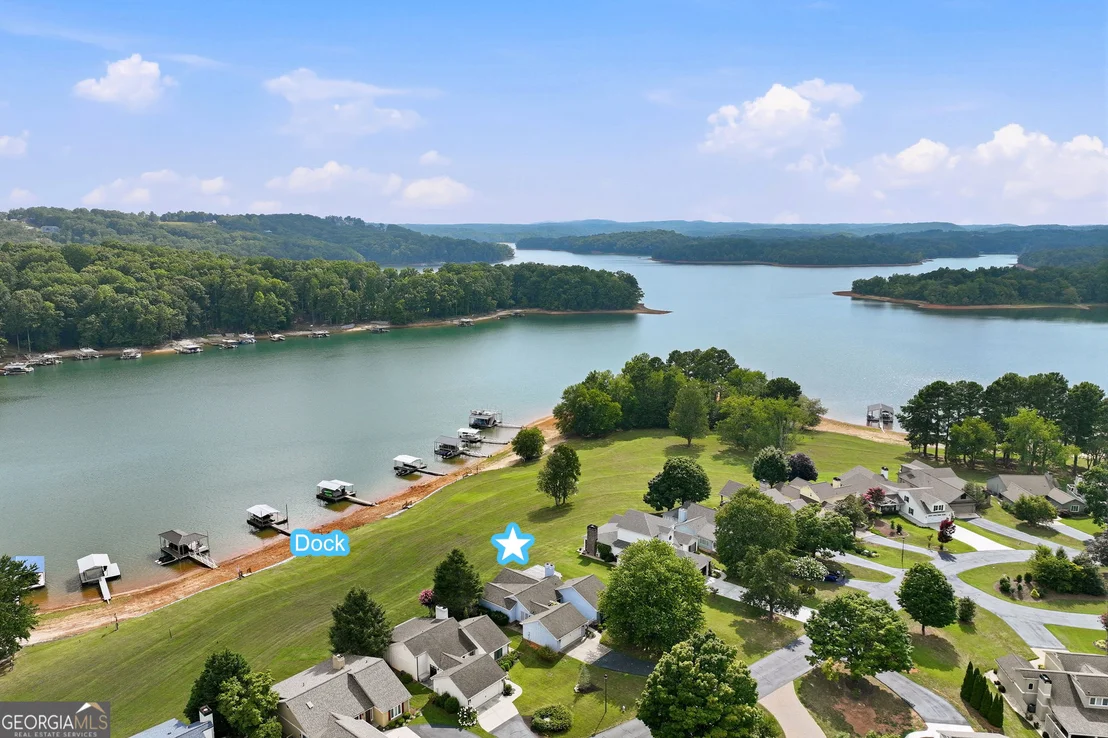Photo of 3623 N River Road