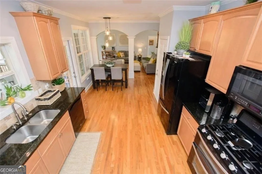 Photo of 121 Meadow Creek Circle