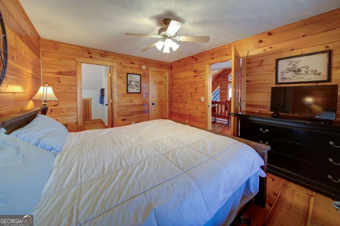 Photo of 265 Echo Lane