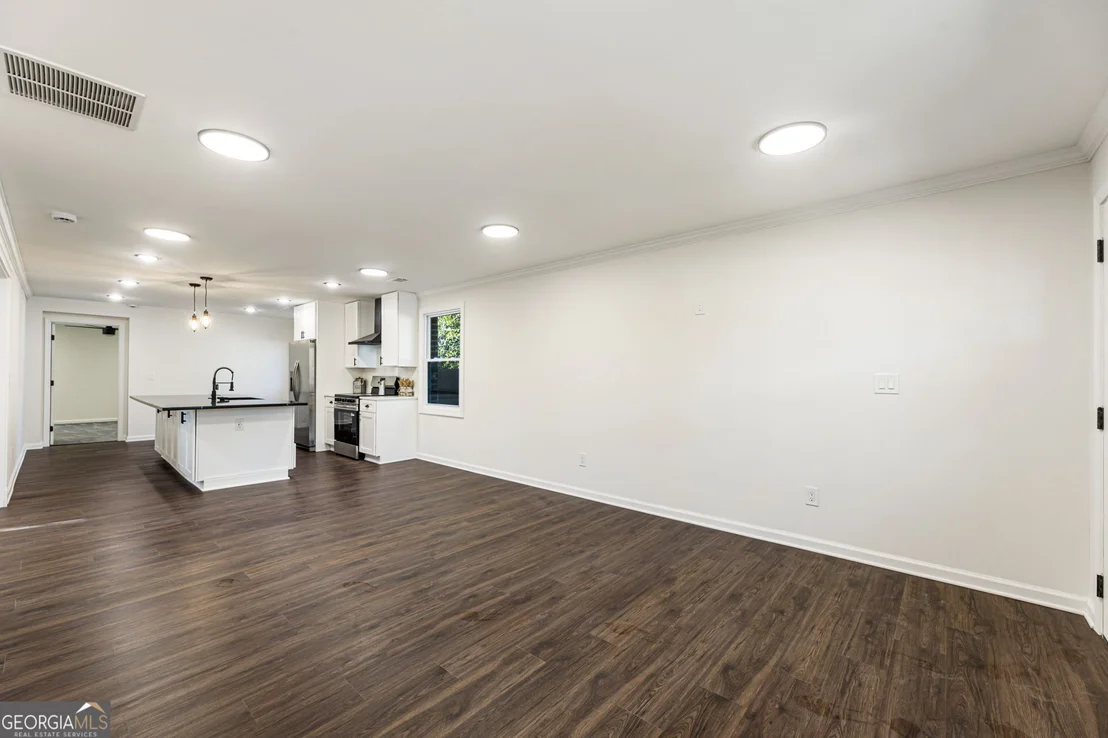 Photo of 3764 Walker Avenue