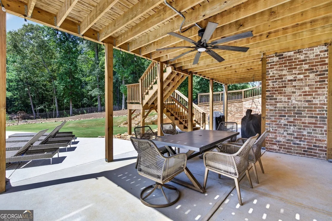 Photo of 417 Fox Valley Drive